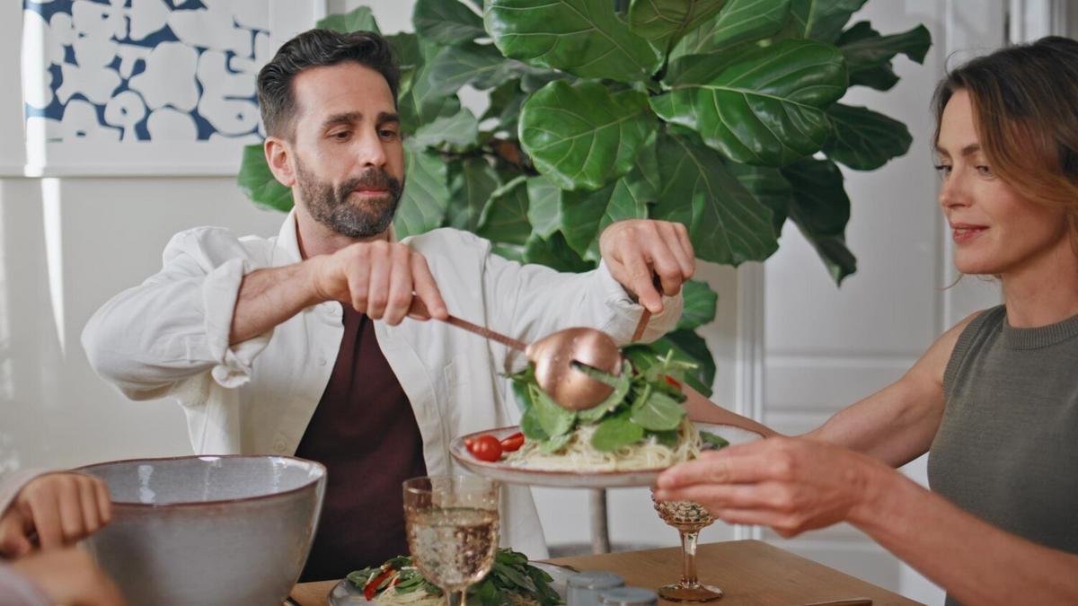 Exploring the Rise of Plant-Based Cuisine in 2025